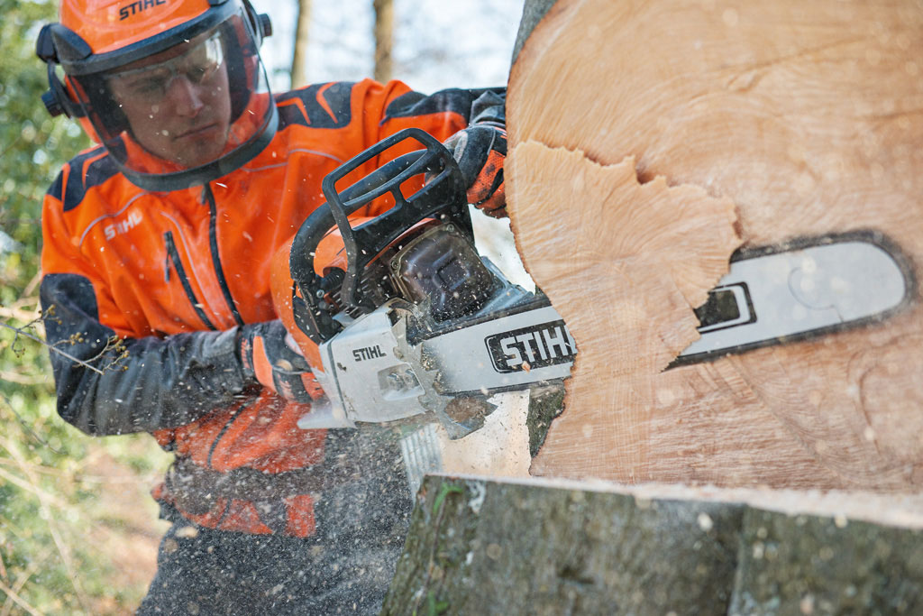 How is a STIHL saw chain made?