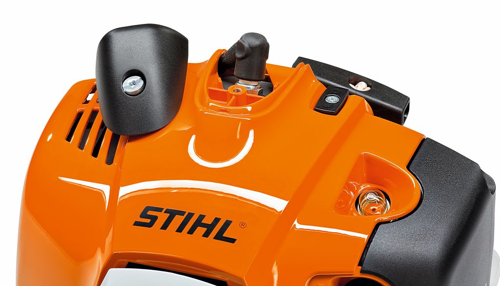 STIHL Spark Plug In Machine