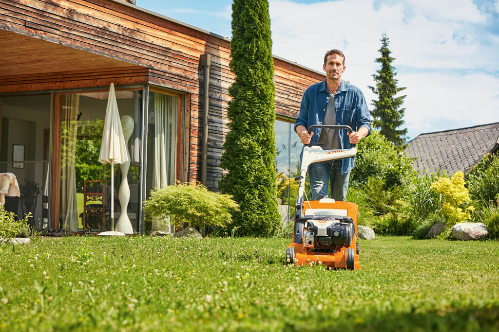 Stihl lawn store mowers petrol