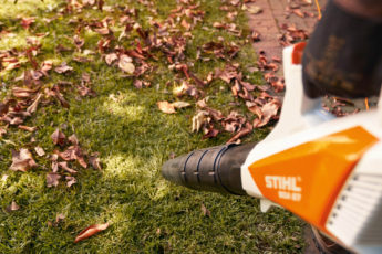 STIHL BGA 57 Leaf Blower