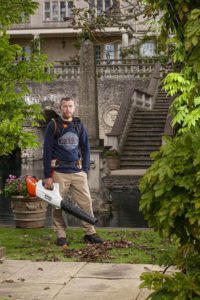 Andy Wain with a STIHL leaf blower 