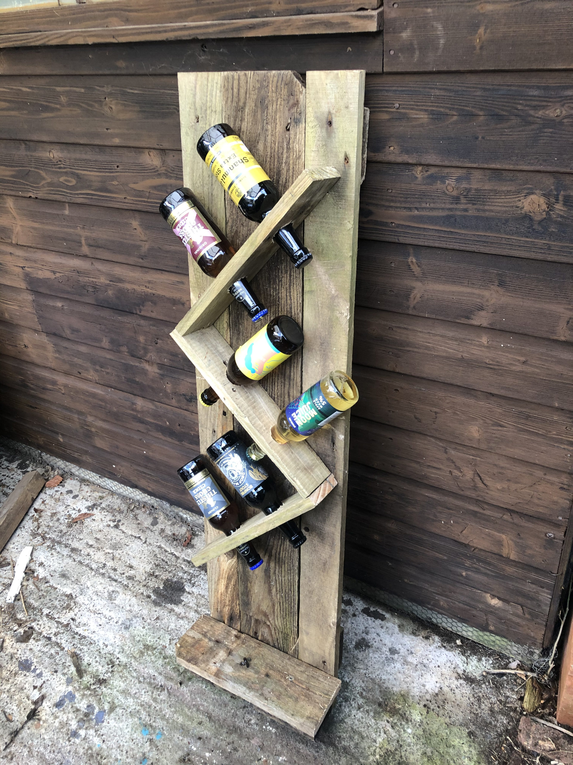 How To Make A Beer Rack Out Of Pallets | STIHL Blog