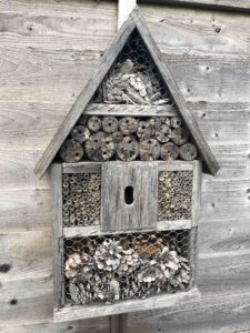 make your own insect hotel to attract wildlife 