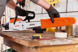 STIHL chainsaw chains and bar guide